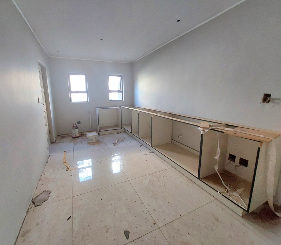 5 Bedroom Property for Sale in Seasons Lifestyle Estate North West
